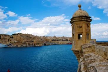 La vedetta in pietra della Gardjola sulla punta di Senglea