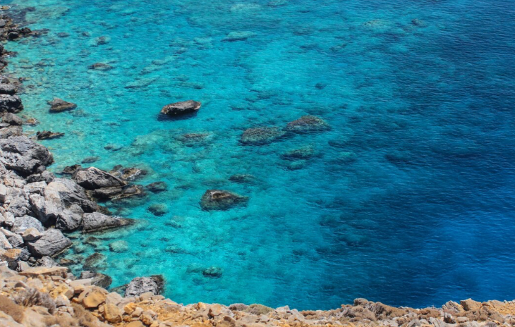 Blue Lagoon/ Crystal lagoon in Malta – The Perfect Day Trip