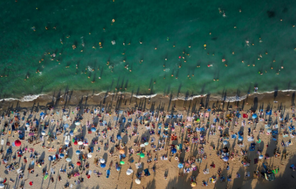 August in Malta: thin seas and thick crowds