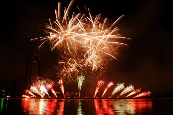 Malta Fireworks Tour