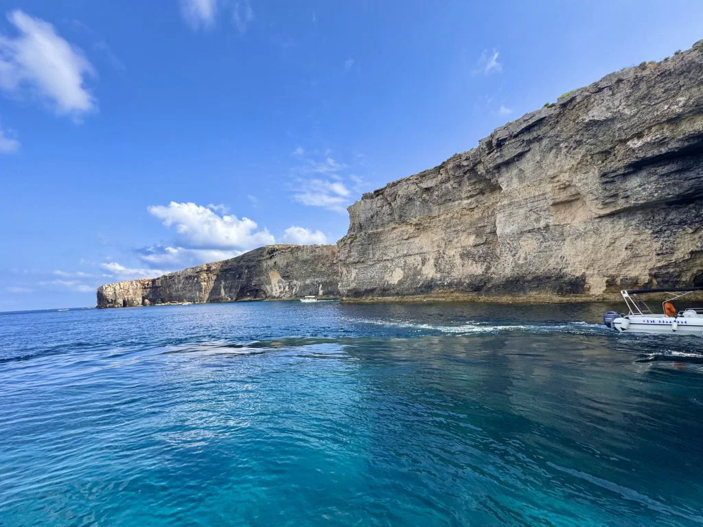 Anreise nach Comino: Abfahrten ab Sliema, Bugibba und Ċirkewwa im Vergleich